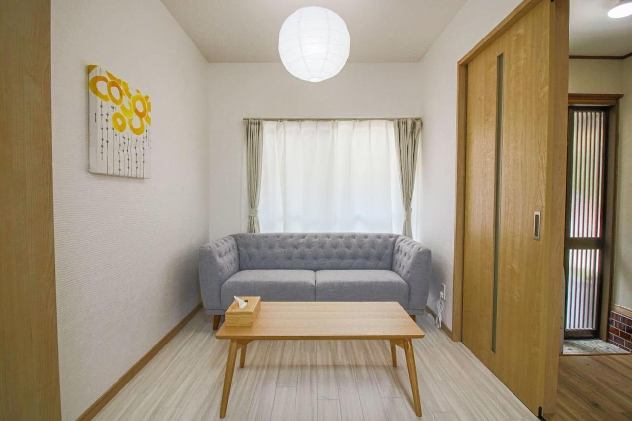 Osaka Box House Exterior foto
